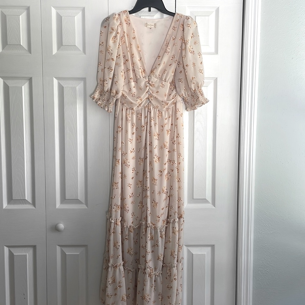 Altar’s State Dress, size small